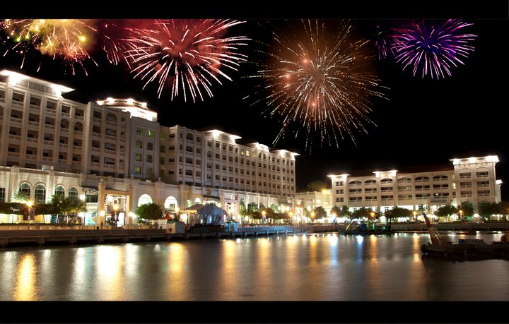 straits quay fireworks